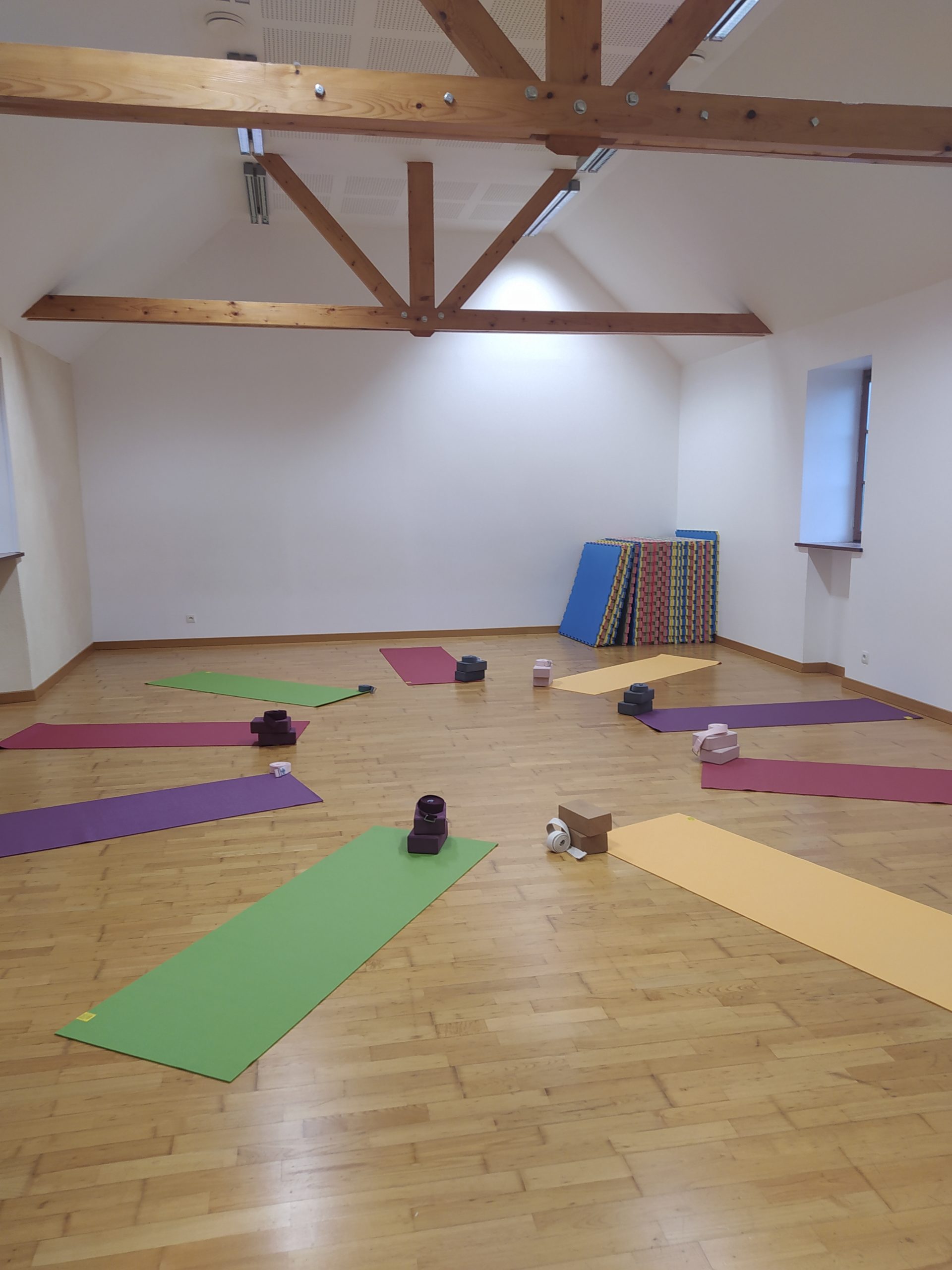 Salle Cours Yoga Sévignac